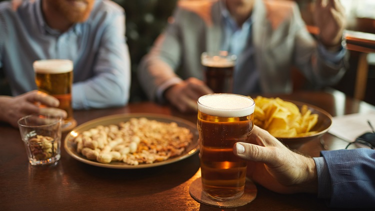 Pubs and restaurants are open indoors – these are the new rules